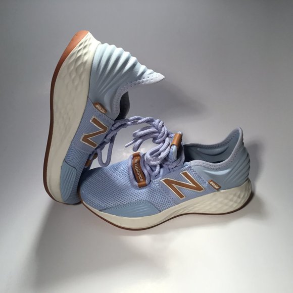 New Balance Sneaker Shoe - Picture 6 of 10